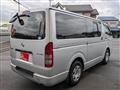 2004 Toyota Hiace