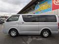 2004 Toyota Hiace