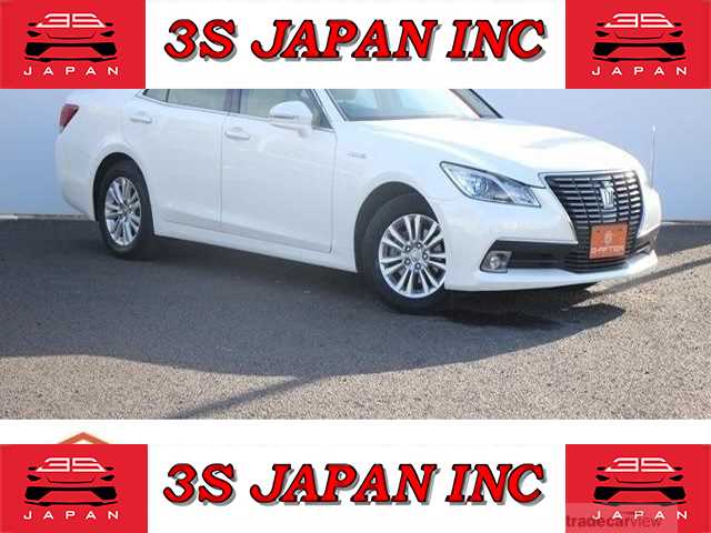 2013 Toyota Crown Royal Series