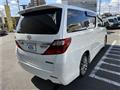 2014 Toyota Alphard