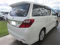 2014 Toyota Alphard G