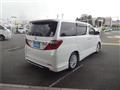 2012 Toyota Alphard