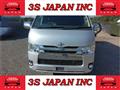 2015 Toyota Hiace