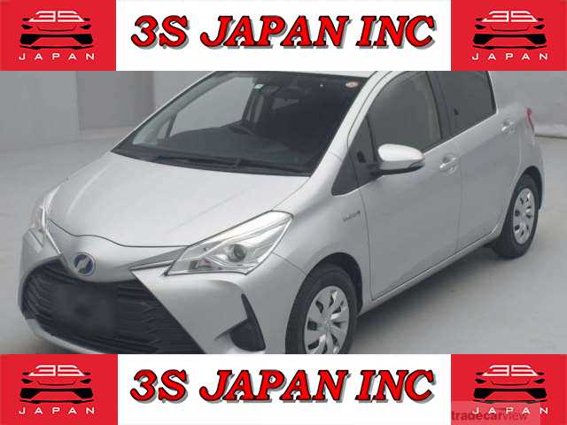 2017 Toyota Vitz