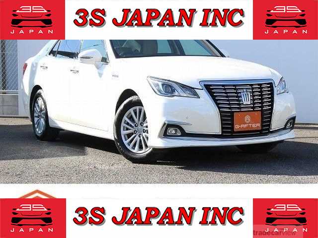 2016 Toyota Crown Royal Series