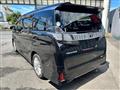 2015 Toyota Vellfire