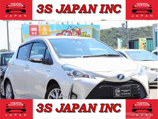 2017 Toyota Vitz