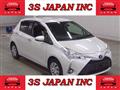 2017 Toyota Vitz