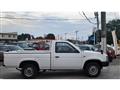 1991 Nissan Dutsun Truck