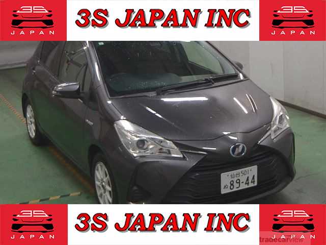 2017 Toyota Vitz