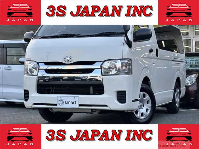 2015 Toyota Regiusace