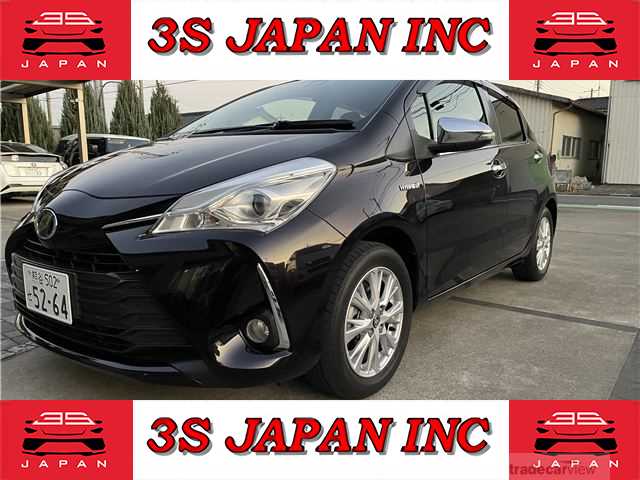 2017 Toyota Vitz