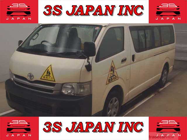 2010 Toyota Hiace Commuter