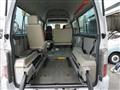 2006 Nissan Caravan Bus