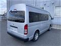 2005 Toyota Hiace Commuter