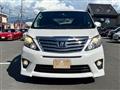 2013 Toyota Alphard