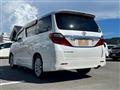 2013 Toyota Alphard