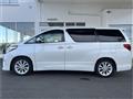 2012 Toyota Alphard