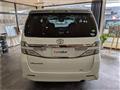 2013 Toyota Vellfire