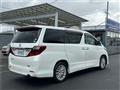 2011 Toyota Alphard