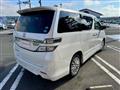 2014 Toyota Vellfire