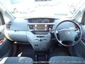 2005 Toyota Noah