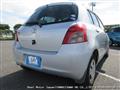 2005 Toyota Vitz