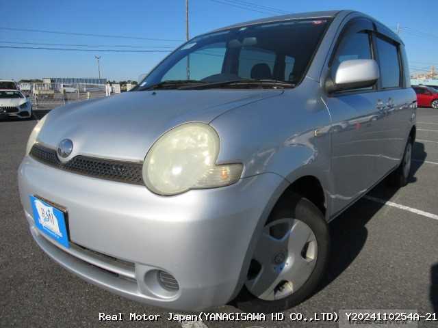 2003 Toyota Sienta