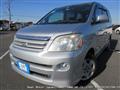 2005 Toyota Noah