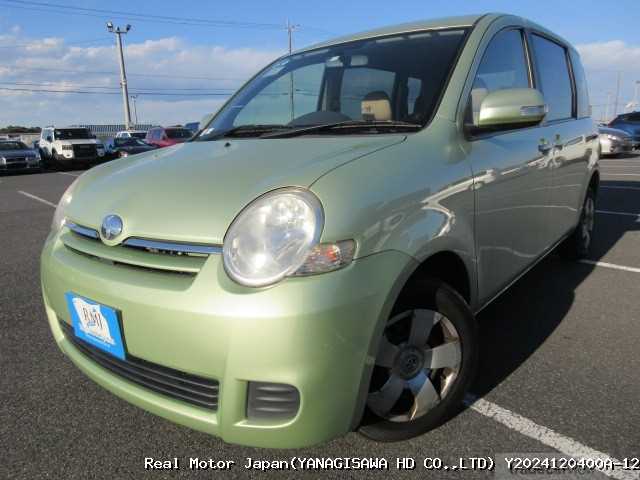 2012 Toyota Sienta