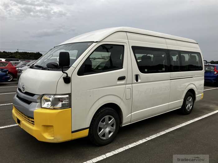 2014 Toyota Hiace Commuter