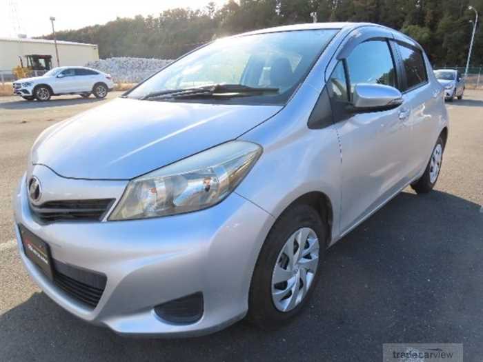 2011 Toyota Vitz