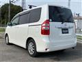 2011 Toyota Noah