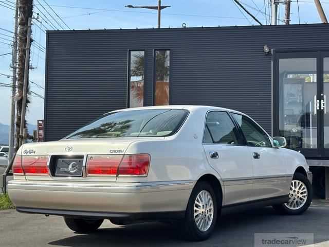 2001 Toyota Crown