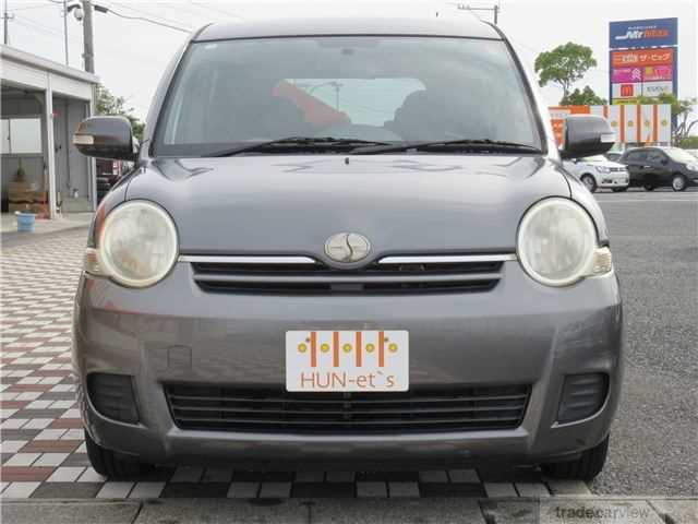 2010 Toyota Sienta