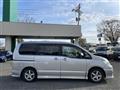 2009 Nissan Serena