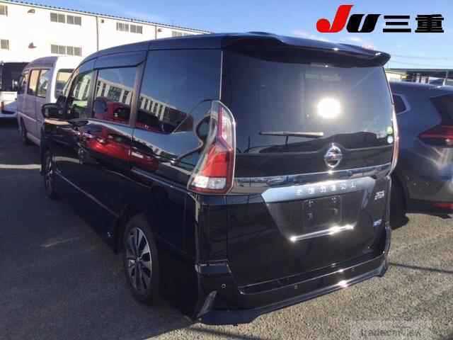 2017 Nissan Serena