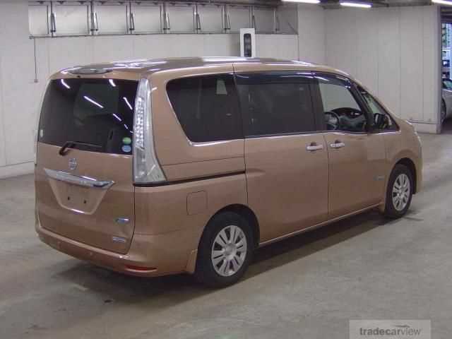 2015 Nissan Serena