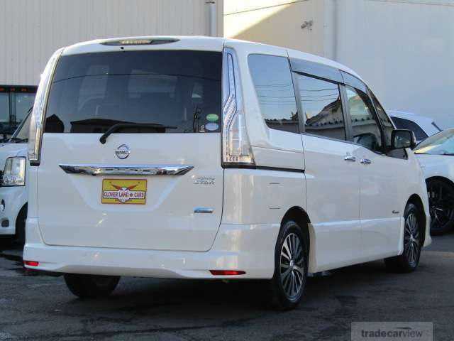 2015 Nissan Serena