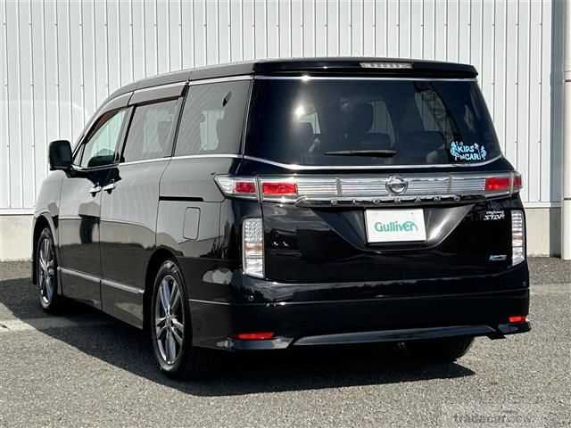 2012 Nissan Elgrand