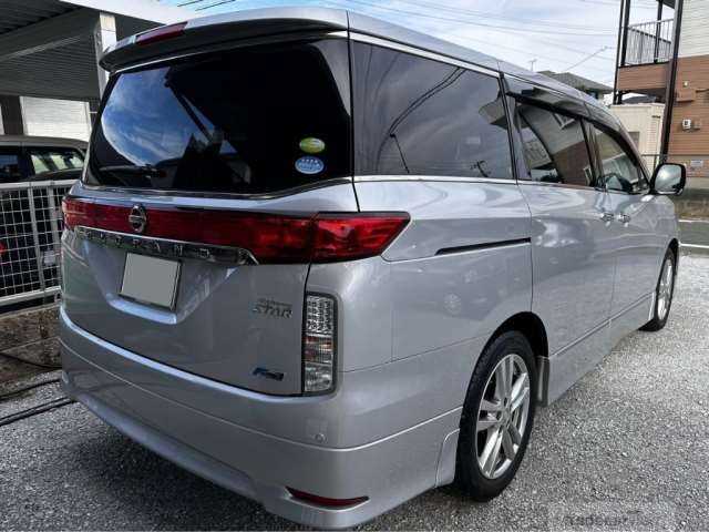 2010 Nissan Elgrand