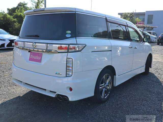 2011 Nissan Elgrand