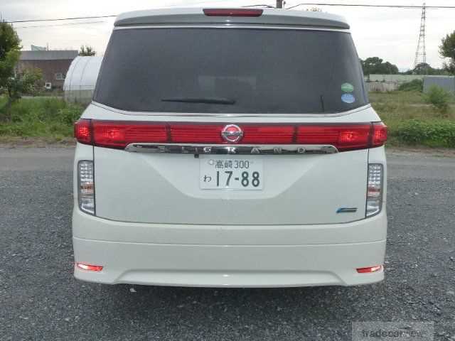 2012 Nissan Elgrand