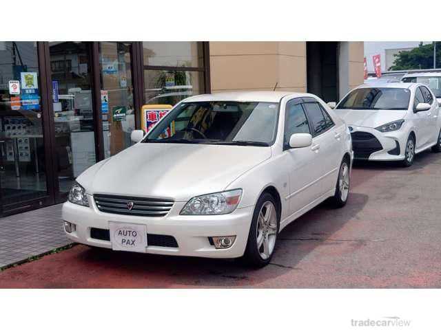 2000 Toyota Altezza