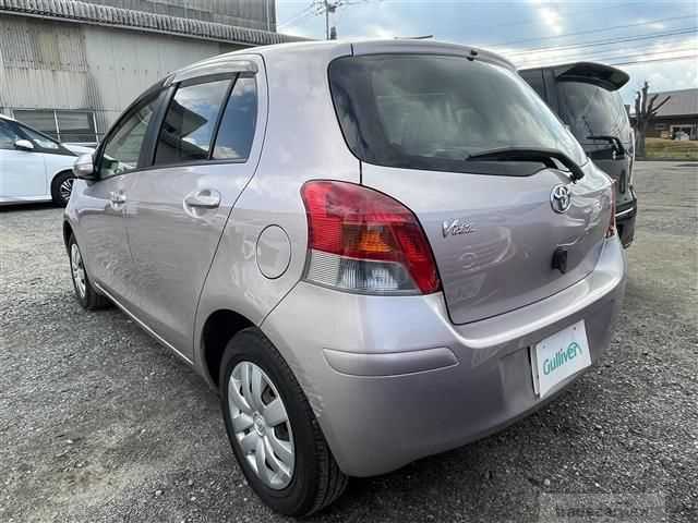 2010 Toyota Vitz