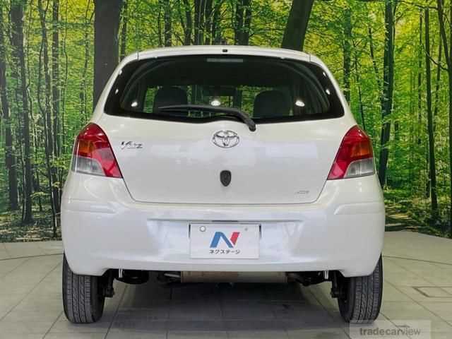 2010 Toyota Vitz