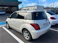 2004 Toyota IST