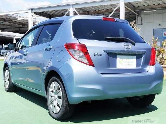 2011 Toyota Vitz