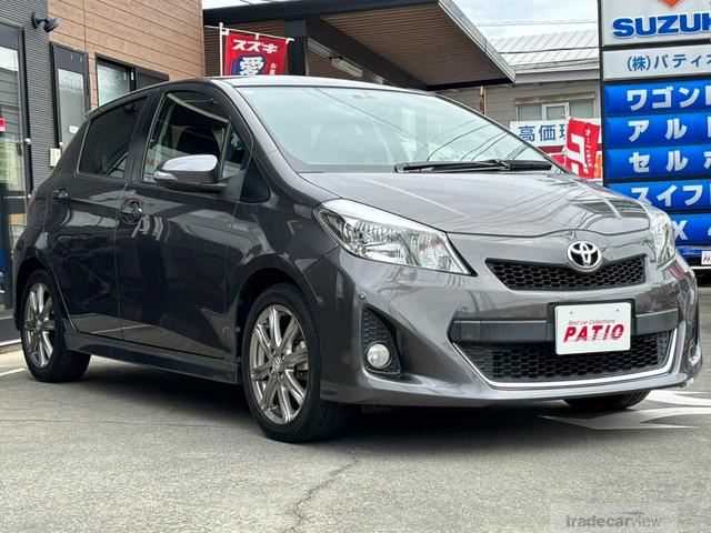 2011 Toyota Vitz