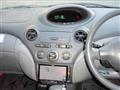 2002 Toyota Vitz